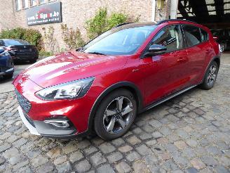 krockskadad bil auto Ford Focus Active 2021/9