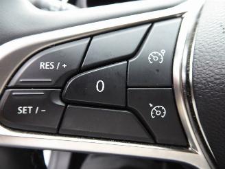 Renault Clio Evolution Hybrid automatic picture 22