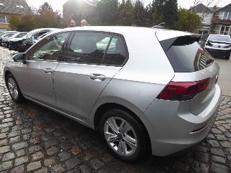 Volkswagen Golf Life picture 8