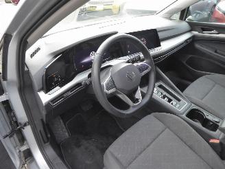 Volkswagen Golf Life picture 12