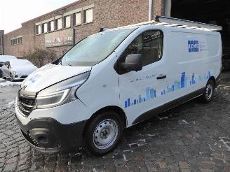 Damaged car Renault Trafic  2021/7