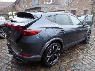 Cupra Formentor VZ e-Hybrid picture 4