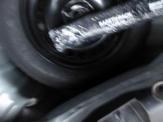 Dacia Sandero Expression picture 8