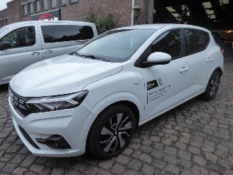 Schadeauto Dacia Sandero Expression 2024/7