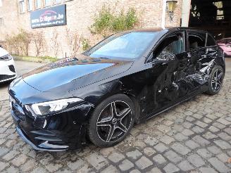 Unfallwagen Mercedes A-klasse 180 D AMG Styling 2022/3