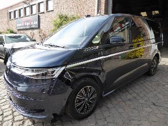 uszkodzony samochody osobowe Volkswagen Multivan T7 Multivan Style eHybrid lang 2024/4