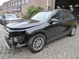 Damaged car Mercedes GLB 200 2021/1