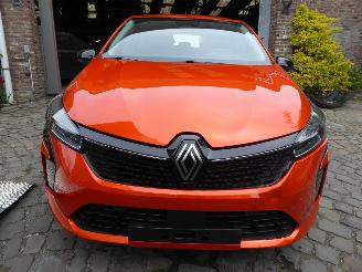 Renault Clio V Evolution picture 3