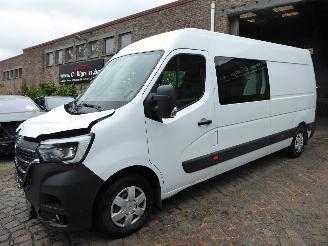Vaurioauto  passenger cars Renault Master Grand Confort 2024/4