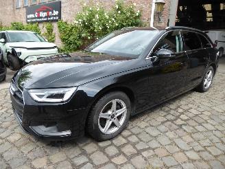 Unfallwagen Audi A4 Avant 35 TFSI 2023/6