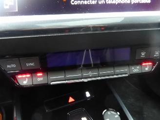 Audi Q4 45 e-tron S Line picture 33