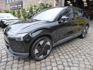 uszkodzony samochody osobowe Volvo EX30 Plus 2WD Pure Electric 2024/7