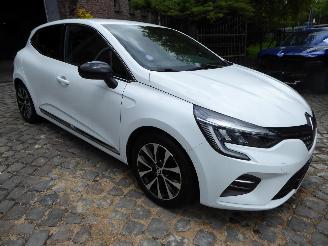 Renault Clio Techno picture 4