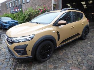Damaged car Dacia Sandero III Stepway Extreme+ 2024/10