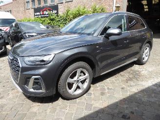 Damaged car Audi Q5 30 TDI S tronic S line 2022/3