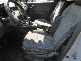 Renault Captur II Techno picture 9