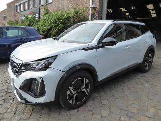 damaged passenger cars Peugeot 2008 Allure 2026/1