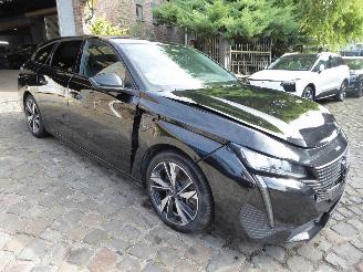 Peugeot 308 SW Allure picture 4