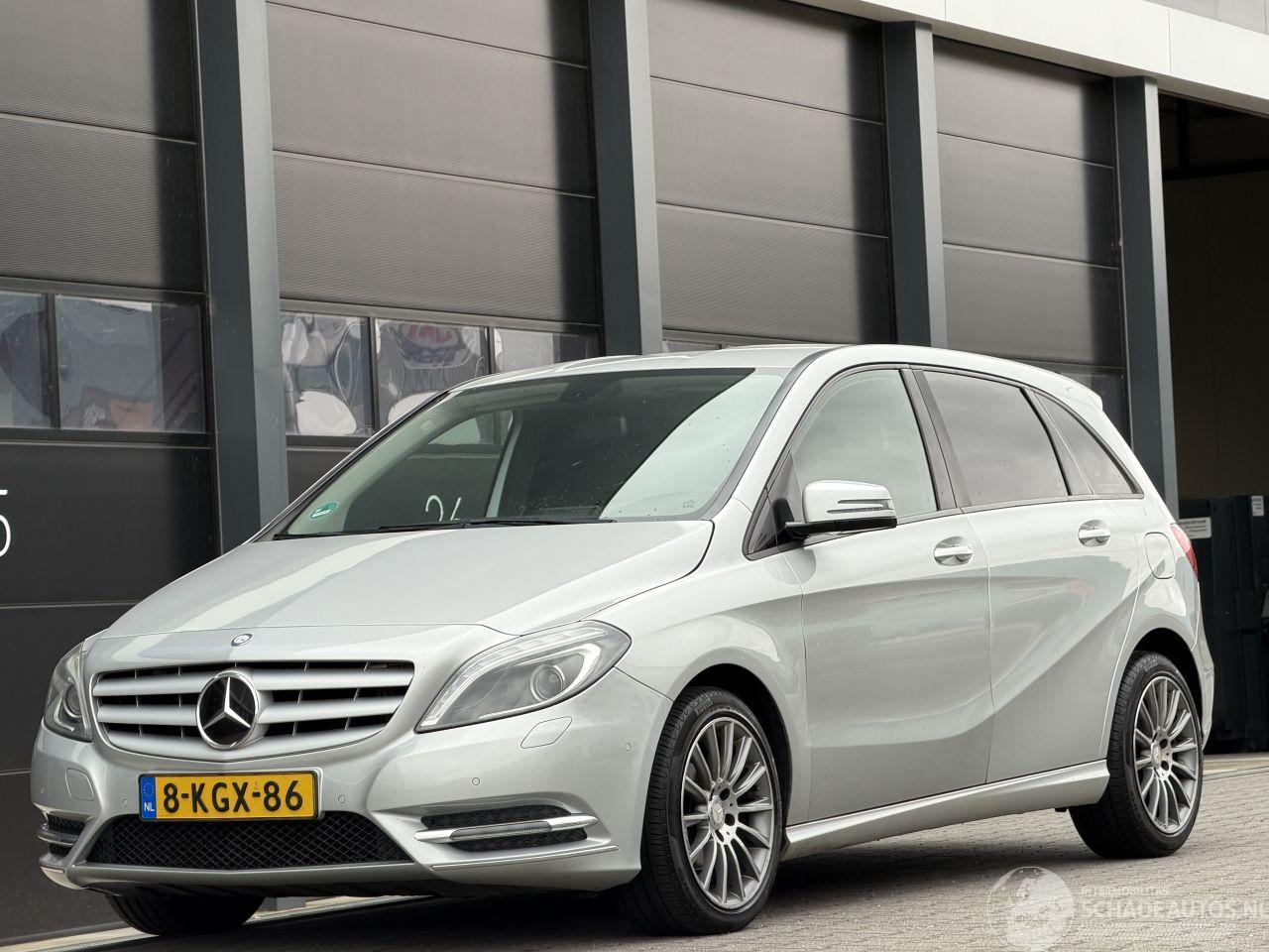 Mercedes B-klasse 180 CDI Navi Airco PDC Leer