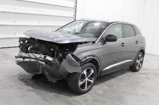 uszkodzony samochody osobowe Peugeot 3008  2018/6