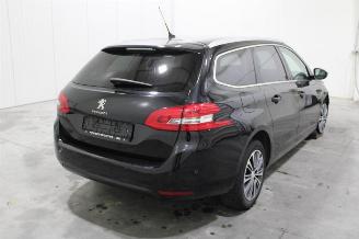 Peugeot 308  picture 3