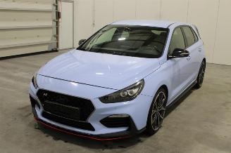 Vaurioauto  passenger cars Hyundai I-30 i30 2019/6