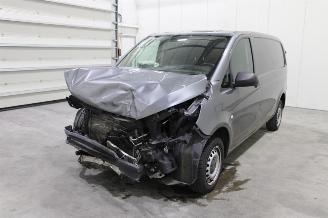 Damaged car Mercedes Vito  2020/5