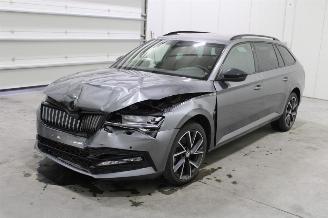 Coche accidentado Skoda Superb  2023/4