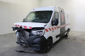 uszkodzony samochody osobowe Renault Master  2020/6