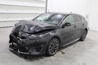 Coche accidentado Kia Pro cee d pro_cee'd 2023/4