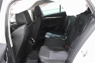 Skoda Octavia  picture 13