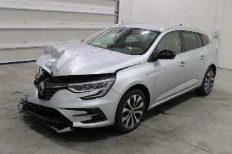 uszkodzony samochody osobowe Renault Mégane Megane 2024/6