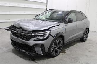 damaged passenger cars Renault Austral  2025/2