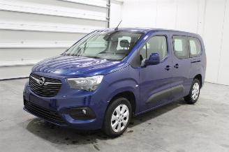 damaged passenger cars Opel Combo  2019/6
