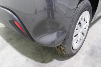 Toyota Yaris  picture 8