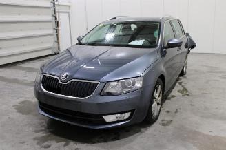 Vrakbiler auto Skoda Octavia  2015/4