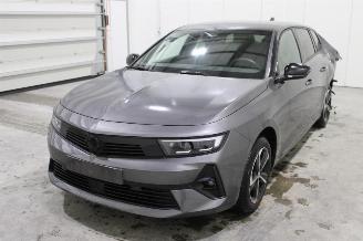 Avarii autoturisme Opel Astra  2025/4