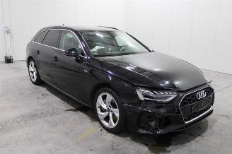 Audi A4  picture 2