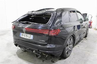 Volkswagen Touareg  picture 3