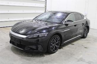 Vaurioauto  passenger cars BYD HAN  2024/5