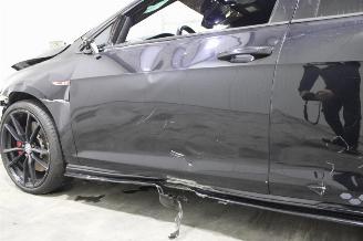 Volkswagen Golf  picture 9