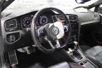 Volkswagen Golf  picture 10
