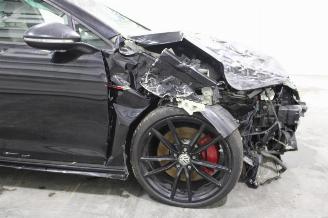 Volkswagen Golf  picture 8