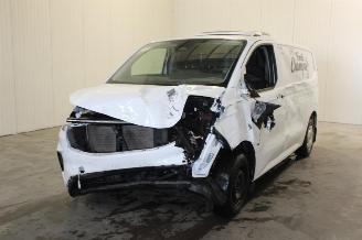uszkodzony samochody osobowe Ford Transit  2024/10