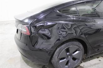 Tesla Model 3  picture 9