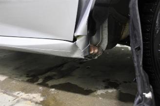 Peugeot 208  picture 7