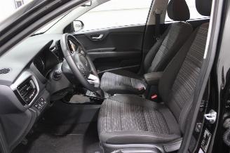 Kia Stonic  picture 10