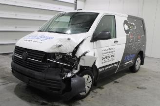 Schadeauto Volkswagen Transporter T6 2022/9