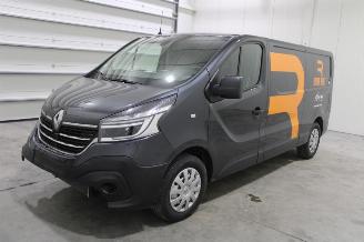 uszkodzony samochody osobowe Renault Trafic  2021/2