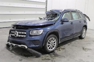 demontáž osobní automobily Mercedes GLB  2023/11